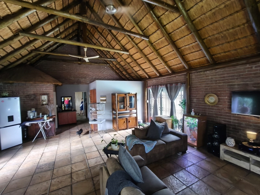 7 Bedroom Property for Sale in Safari Gardens North West